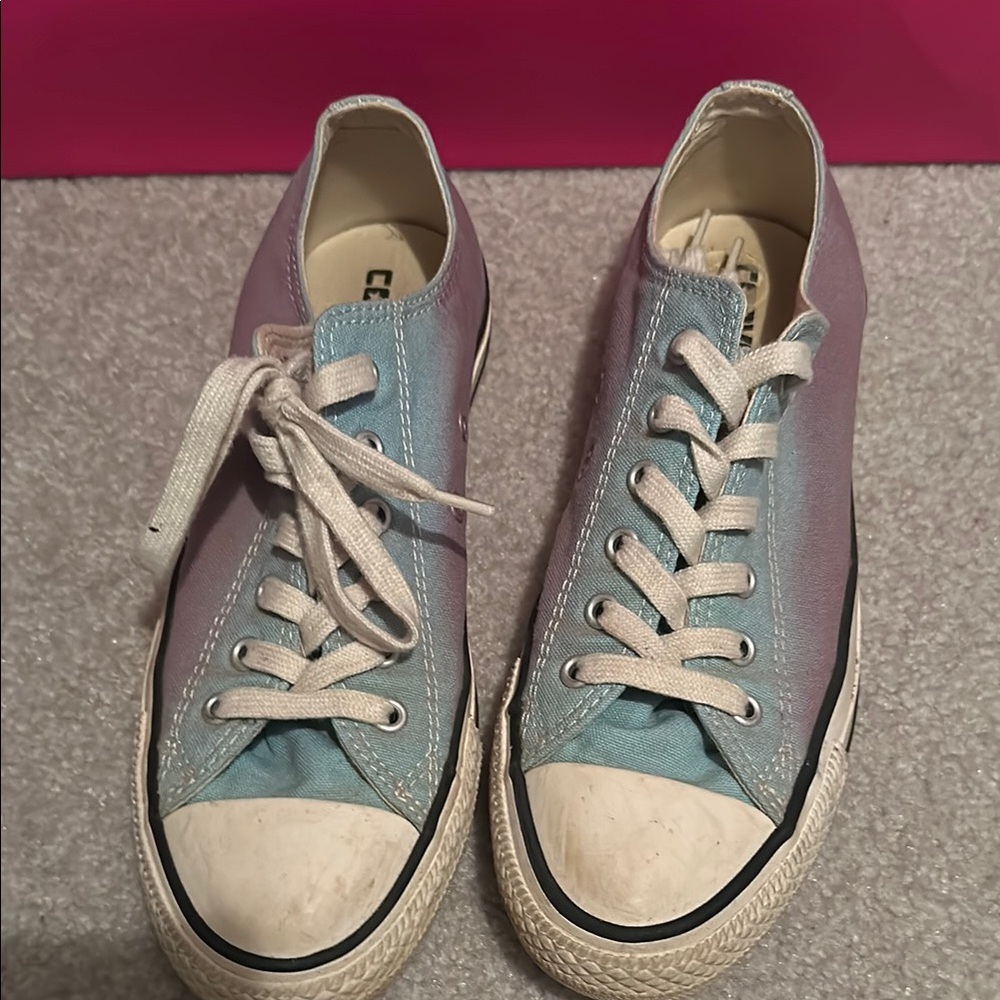 Converse Women's Gradient Sneakers - Blue and Purple